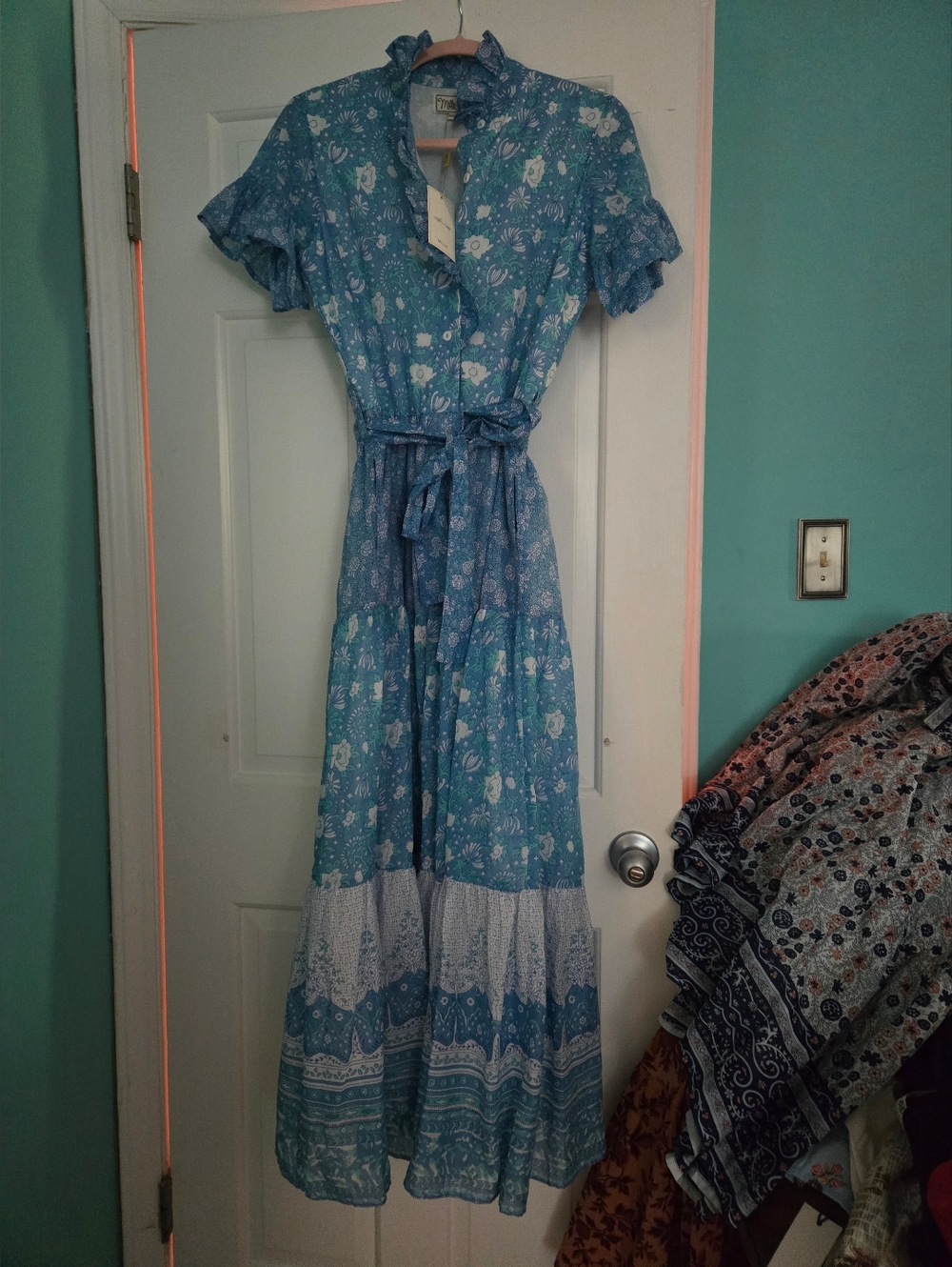 NWT Mille Victoria Blue Floral Tie-Waist Maxi Dress